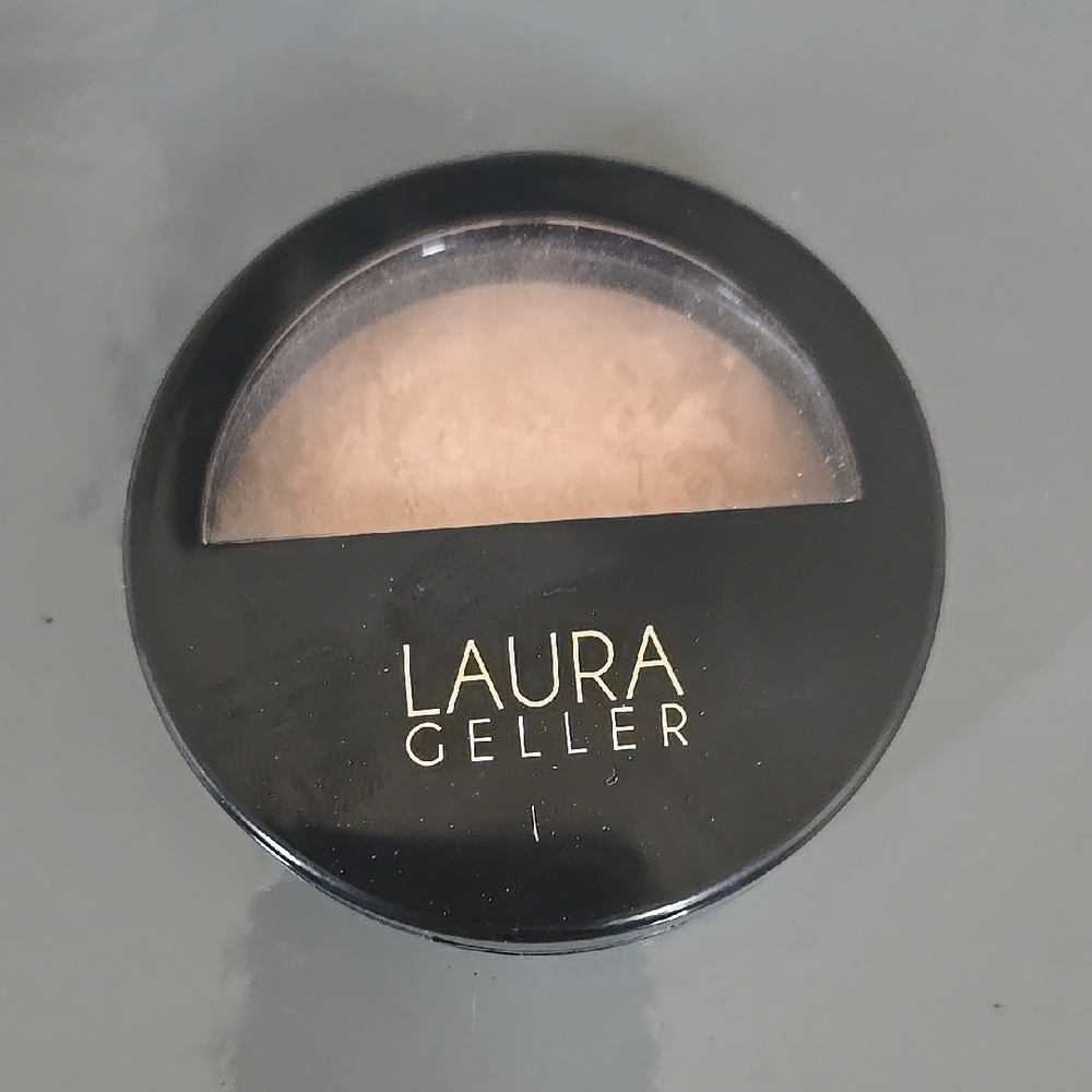 Laura Geller Baked Color Correcting Foundation